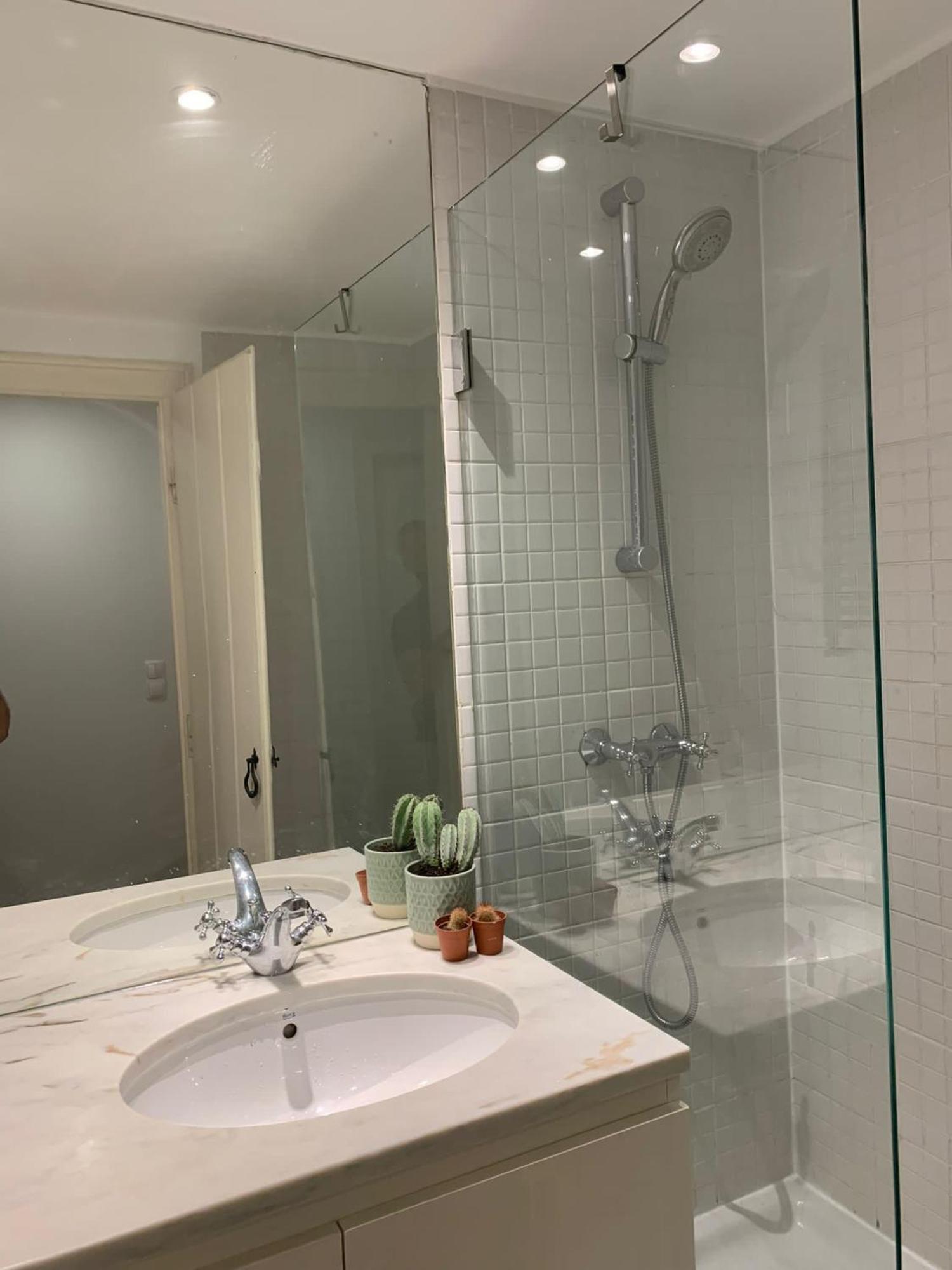 Homestay Quartos No Bairro Alto De Em Acomodacao Partilhada *