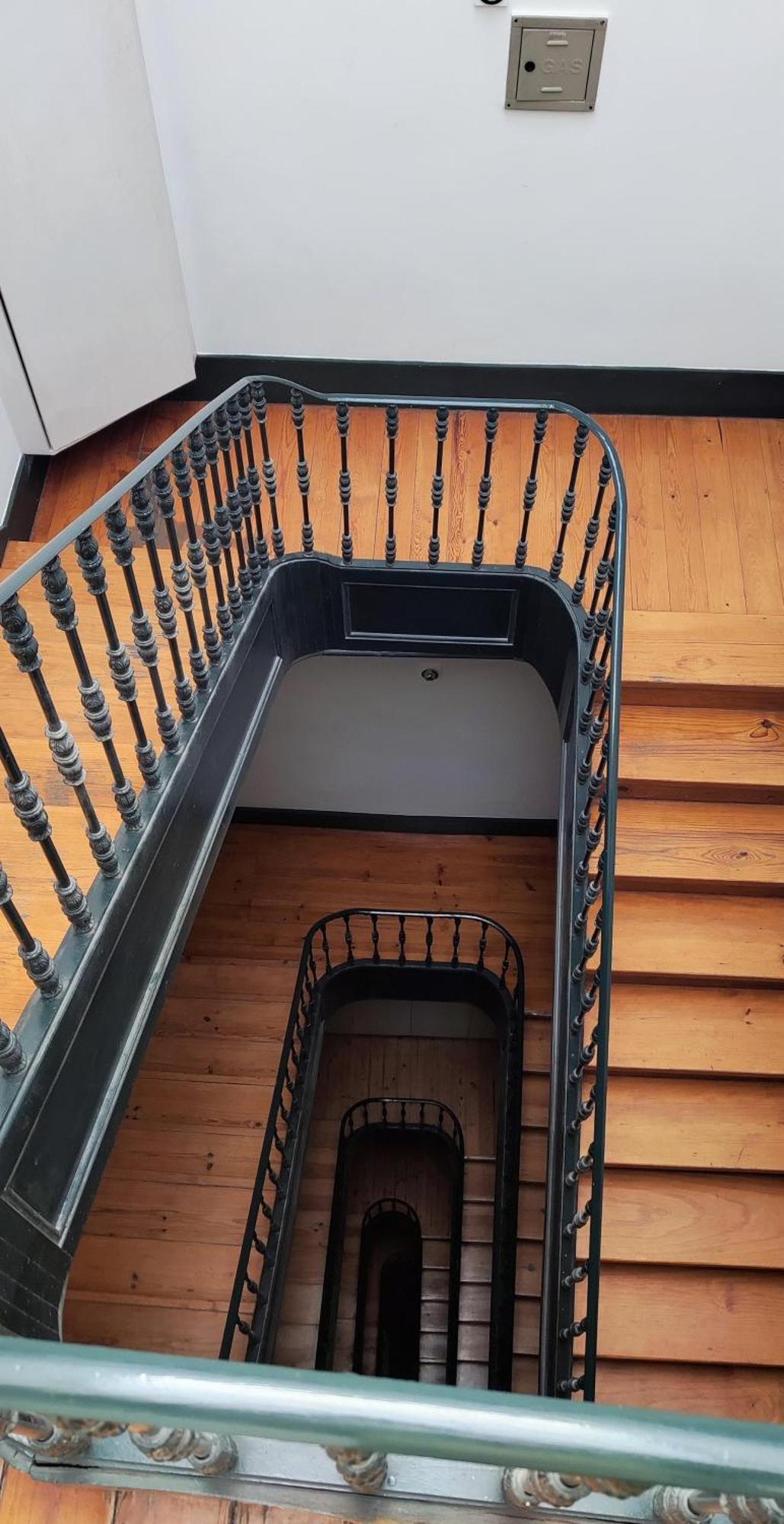 Quartos No Bairro Alto De Em Acomodacao Partilhada * Lisbon